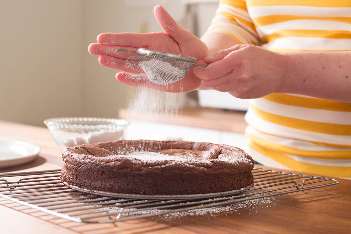 Cool and Dust with Confectioners’ Sugar