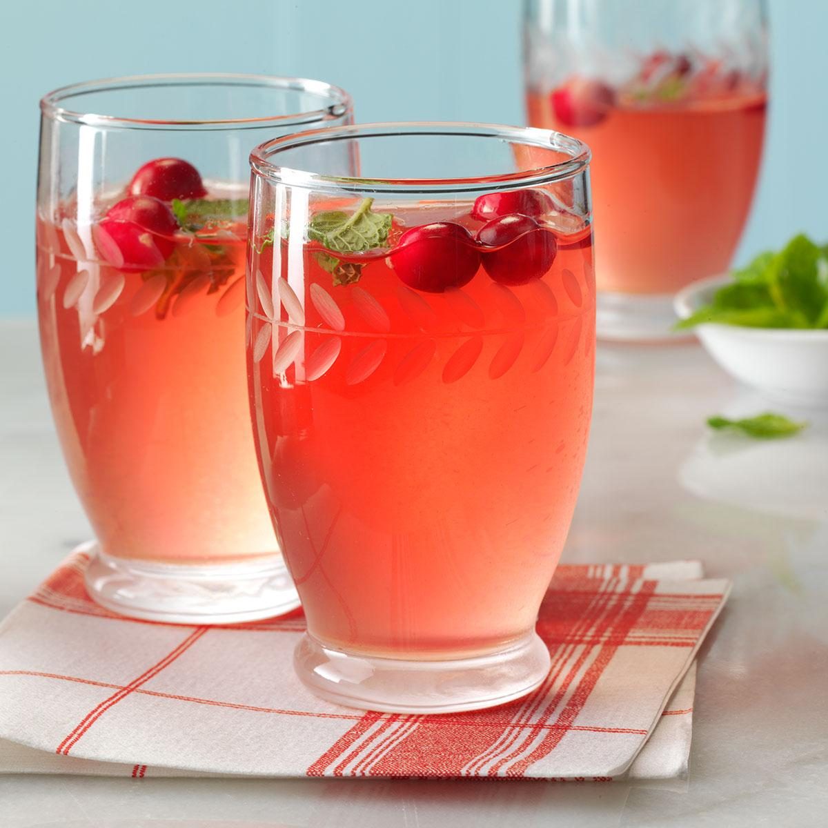 Pucker Up to These 8 Cranberry Cocktails