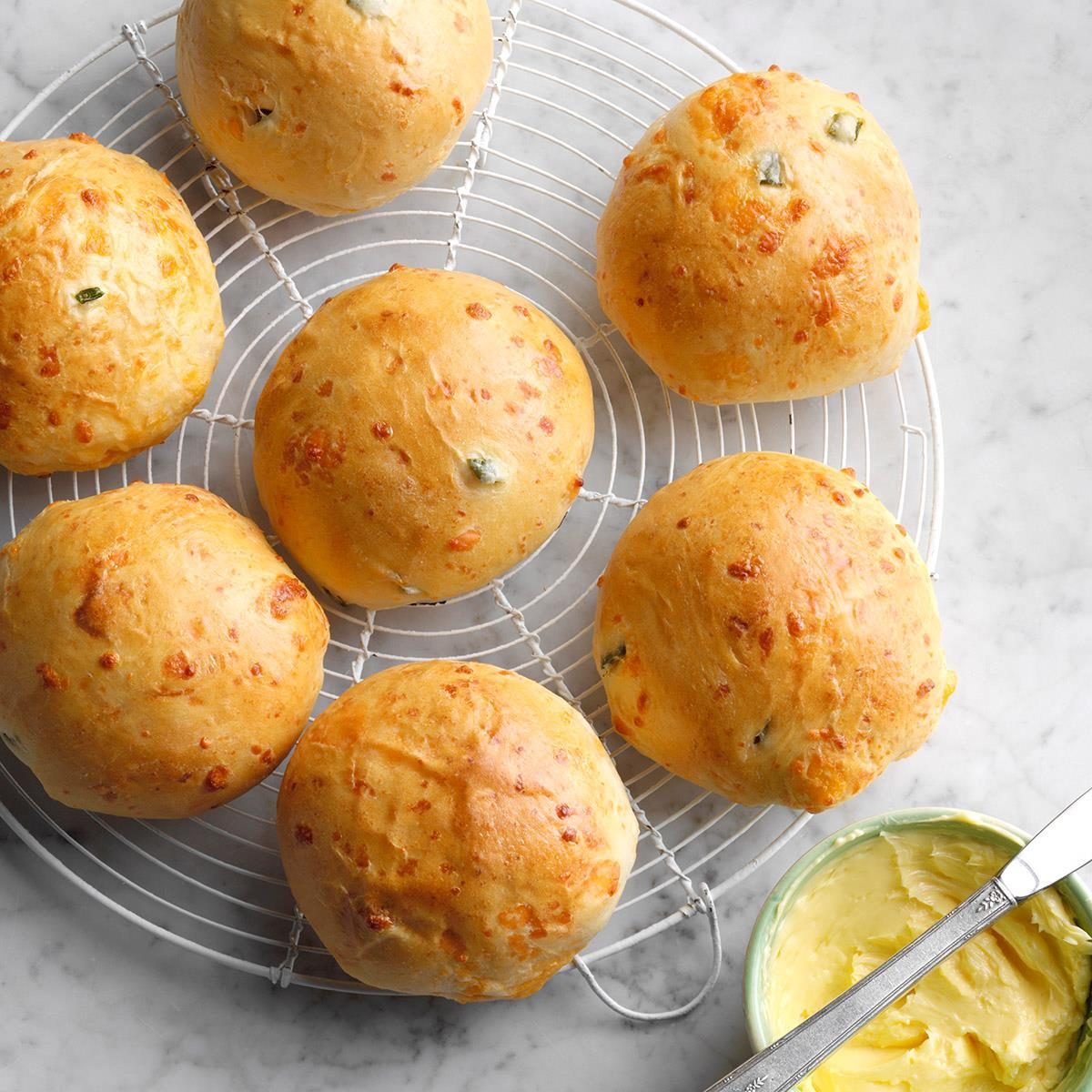 Jumbo Jalapeno Cheddar Rolls