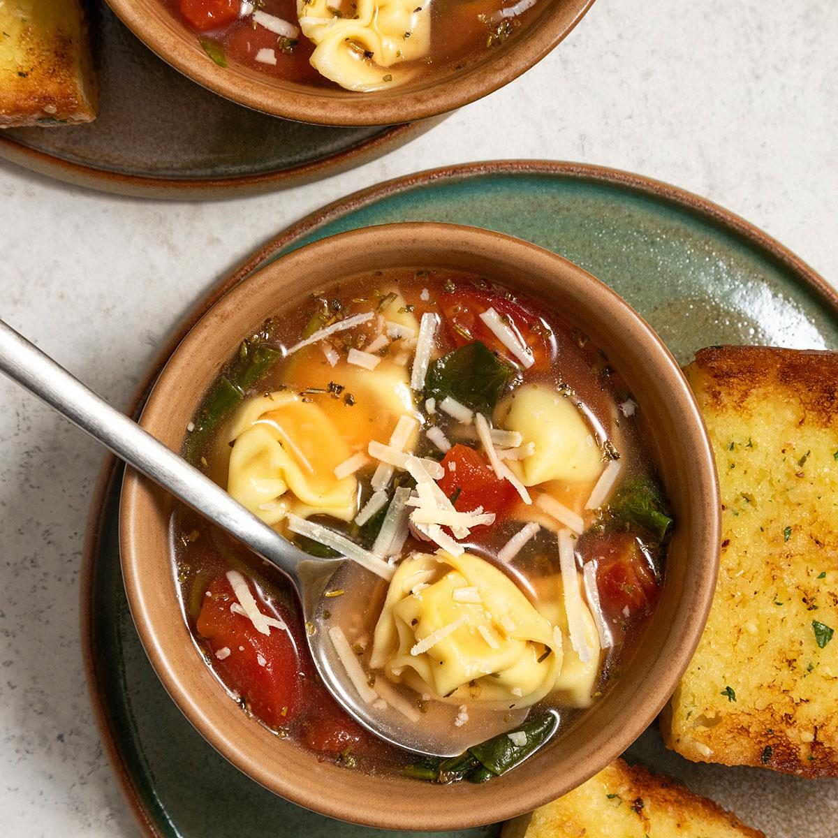 Spinach Tortellini Soup