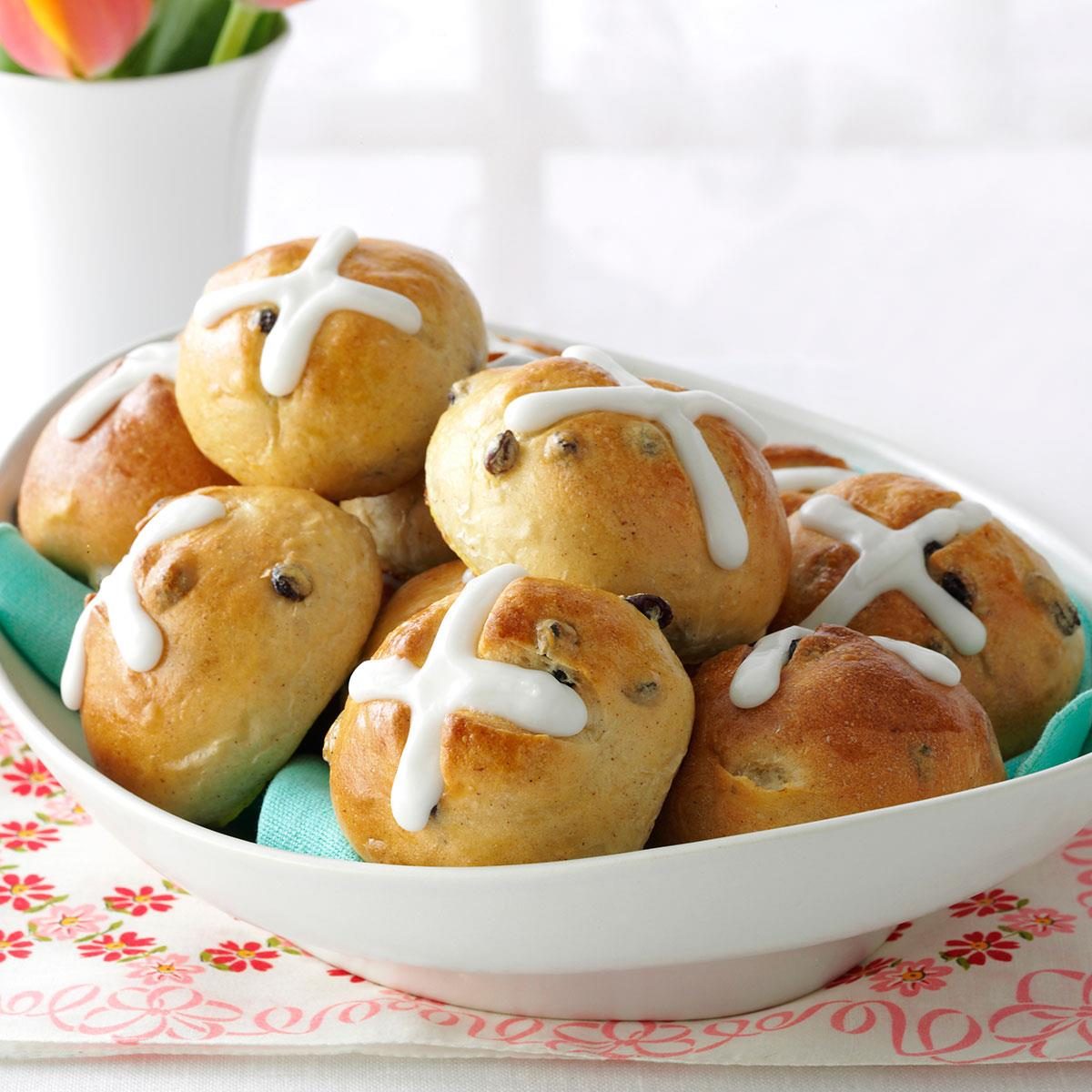Traditional Hot Cross Buns Exps10278 Th143191d11 12 4b Rms 4