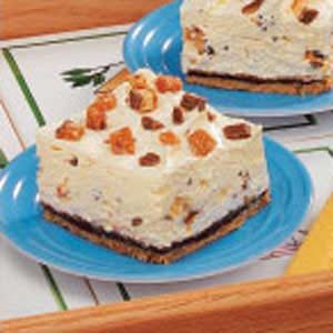 Creamy Candy Bar Dessert
