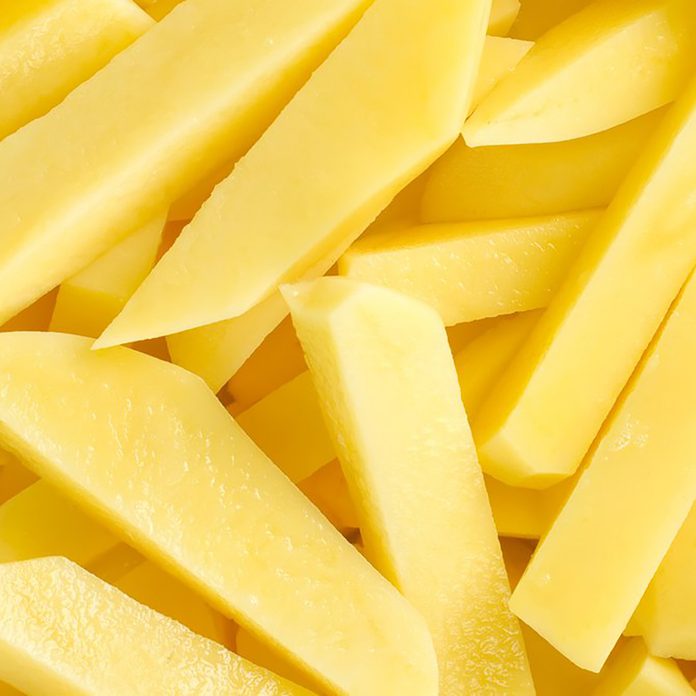 pile of cut potatoes