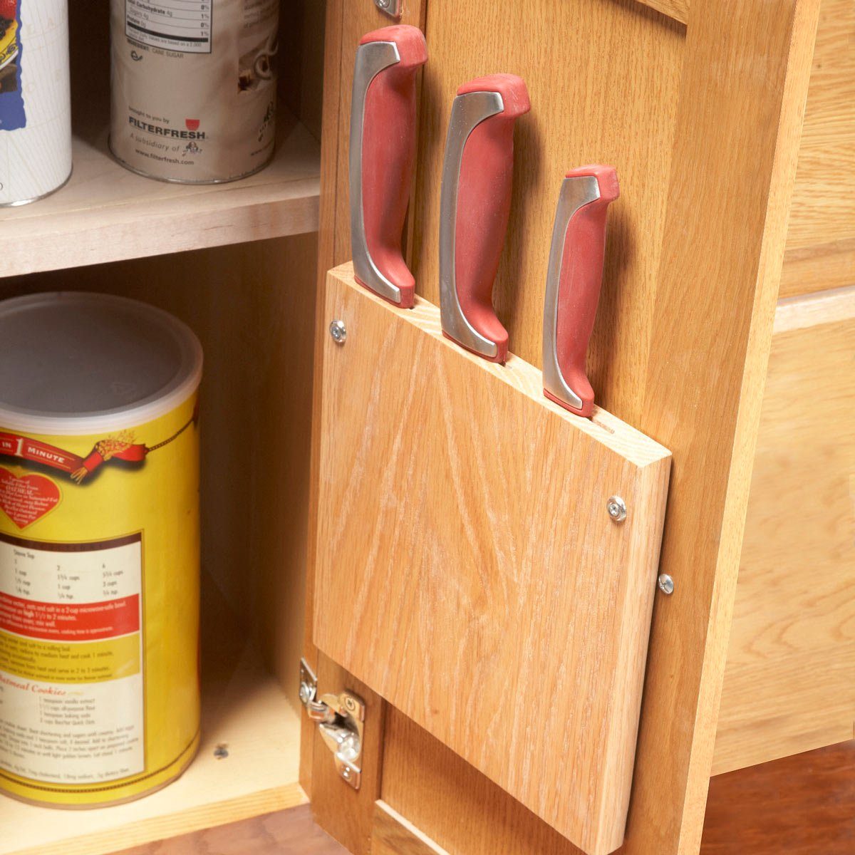 knife and cutting board storage