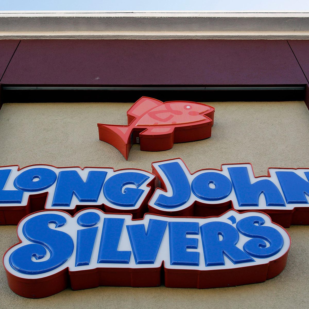 Exterior of Long John Silver