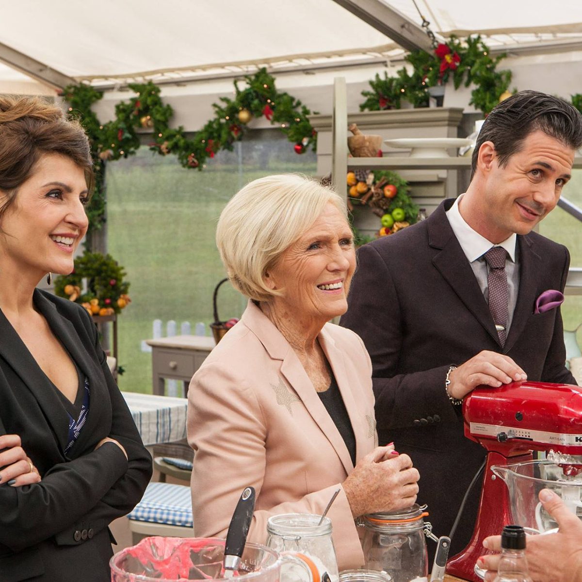  Nia Vardalos Mary Berry Johnny Iuzzini