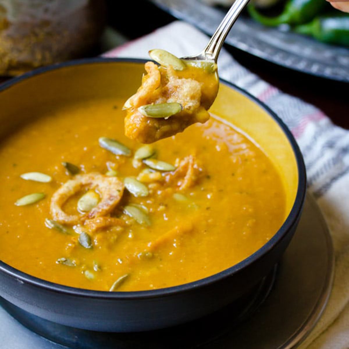 Spicy southwest pumpkin soup