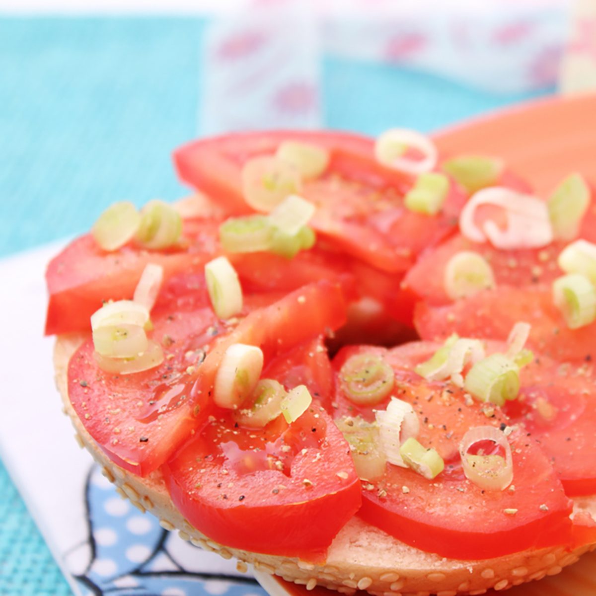 Tomato bagel