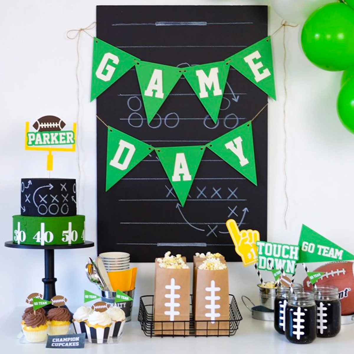 How to Throw a Super Bowl Party