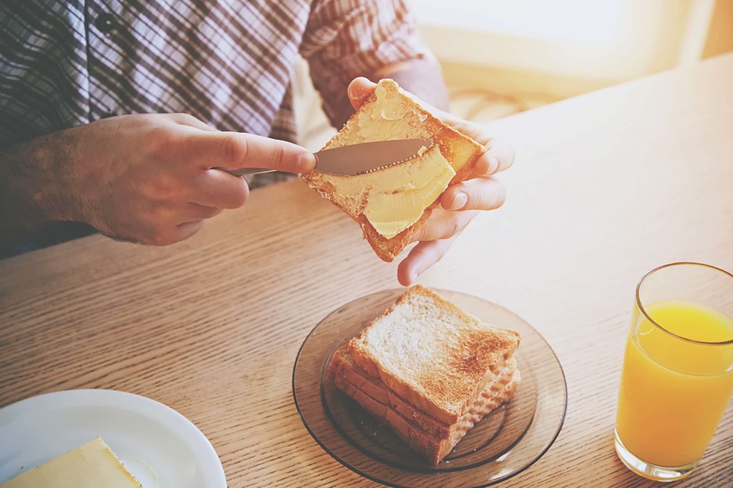 How to Make Toast Without a Toaster