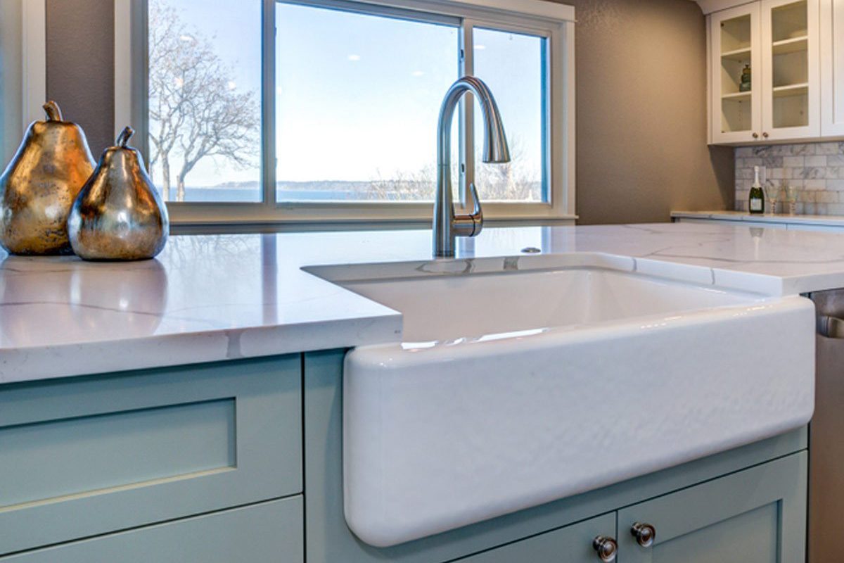 Why You Might Think Twice About Installing a White Farmhouse Sink