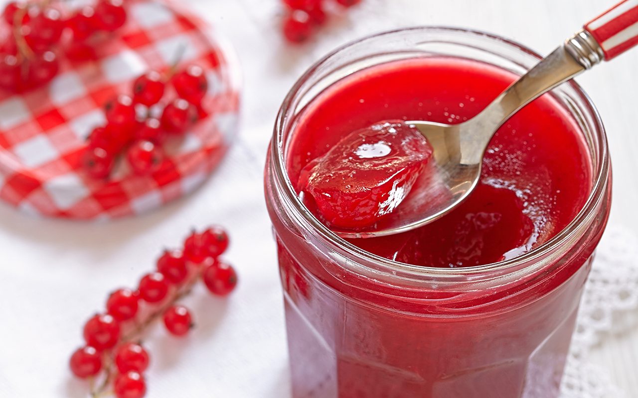How to Make Red Currant Jelly