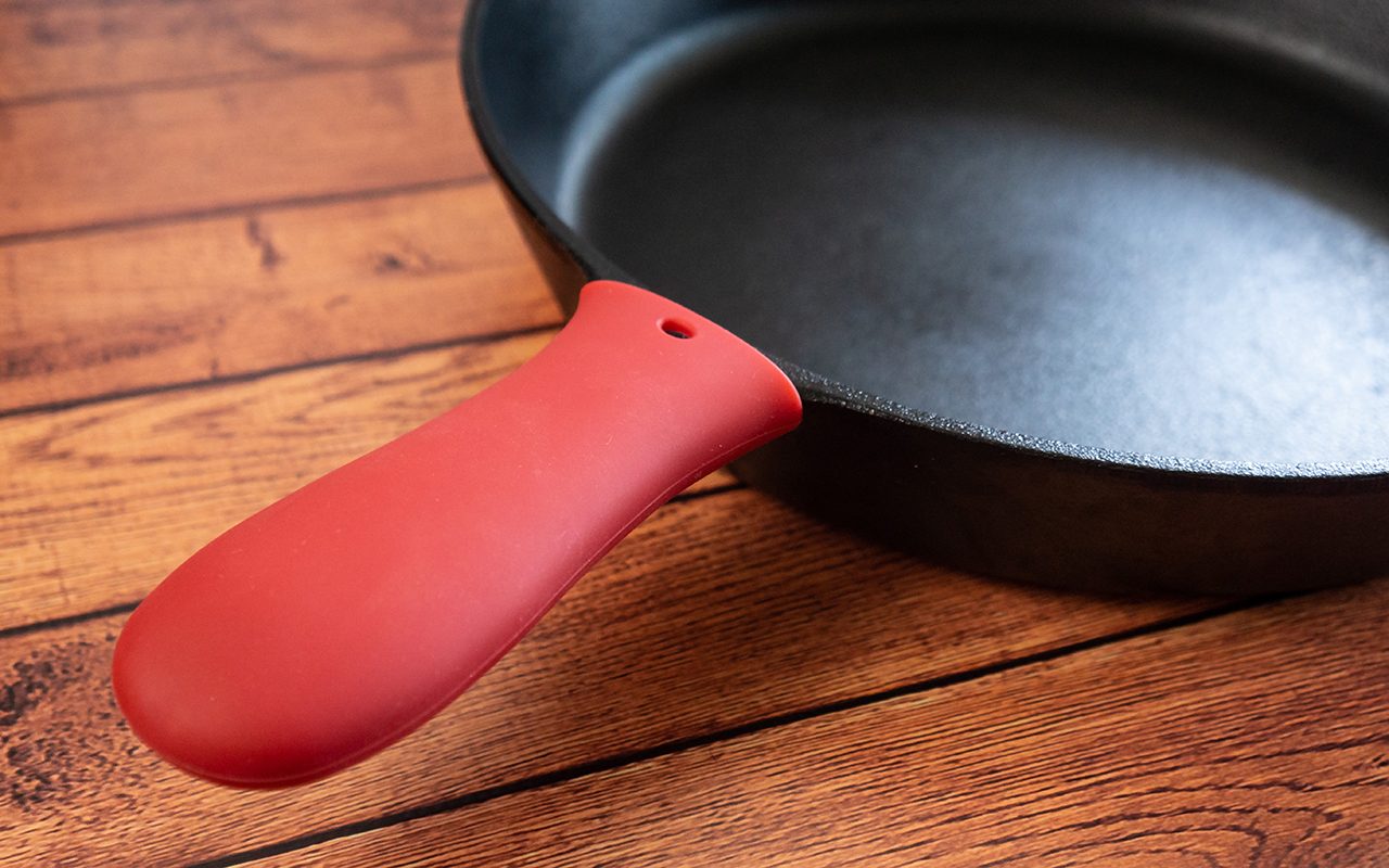 Here’s Why You Need a Cast-Iron Skillet Handle Cover