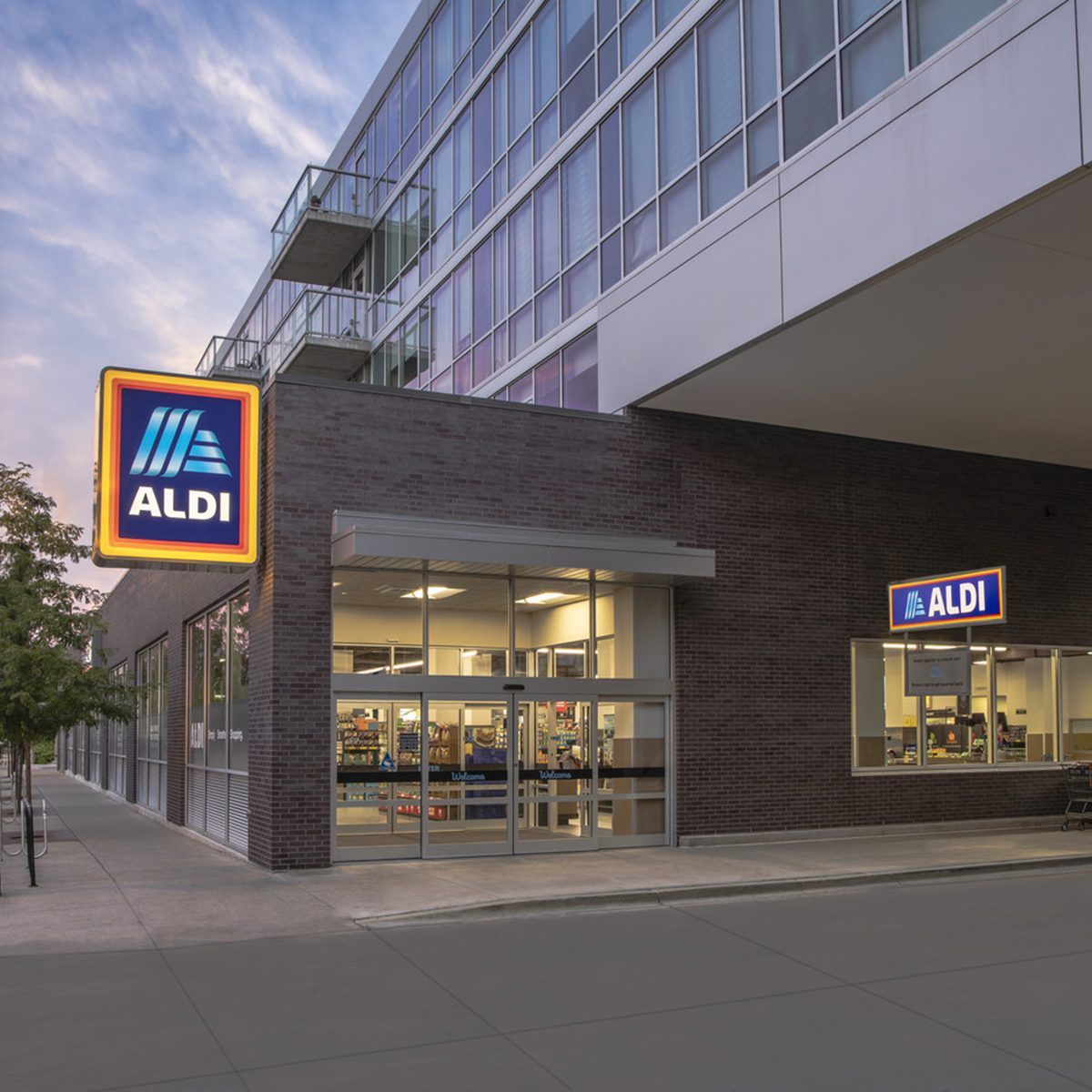 Aldi exterior
