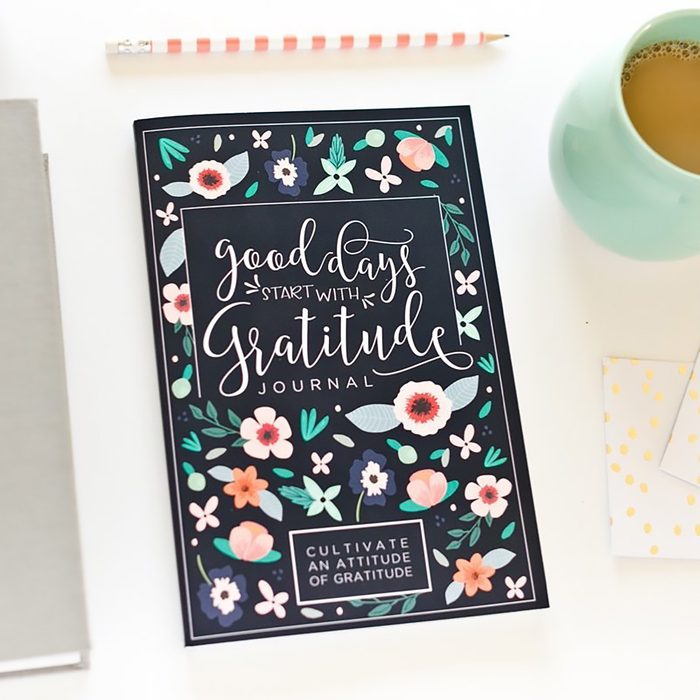 Good Days Start With Gratitude: A 52 Week Guide To Cultivate An Attitude Of Gratitude: Gratitude Journal