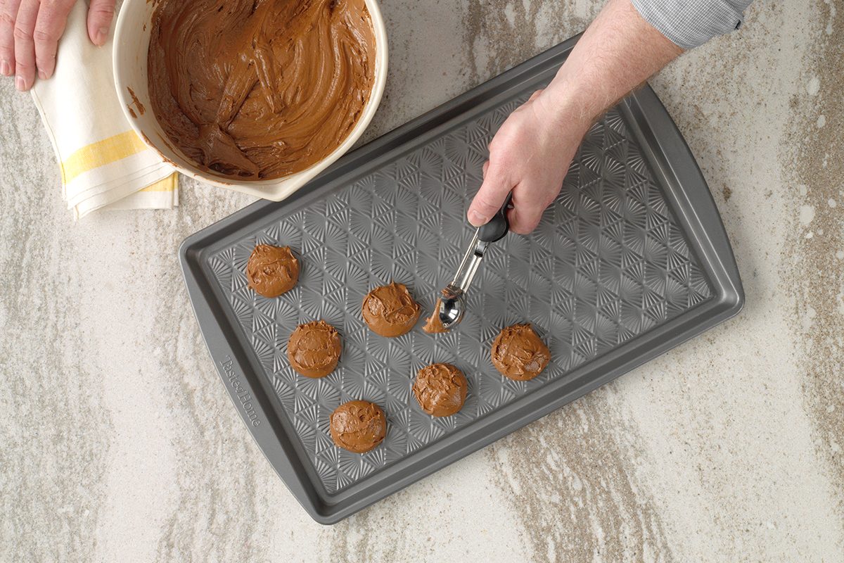 Toh Baking Sheet 17x11 Metal Bakeware