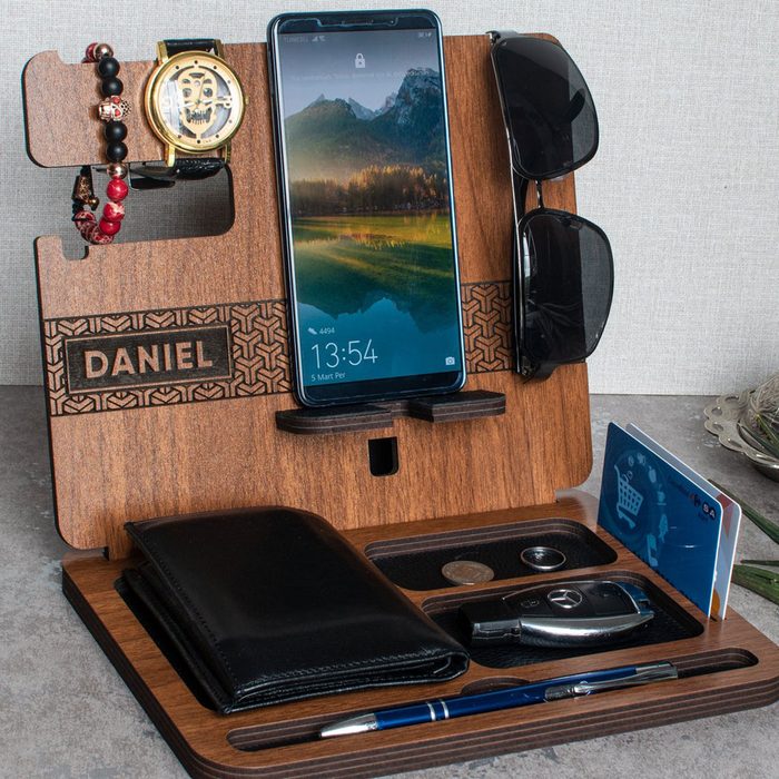 custom fathers day gift Personalized Docking Station Fathers Day