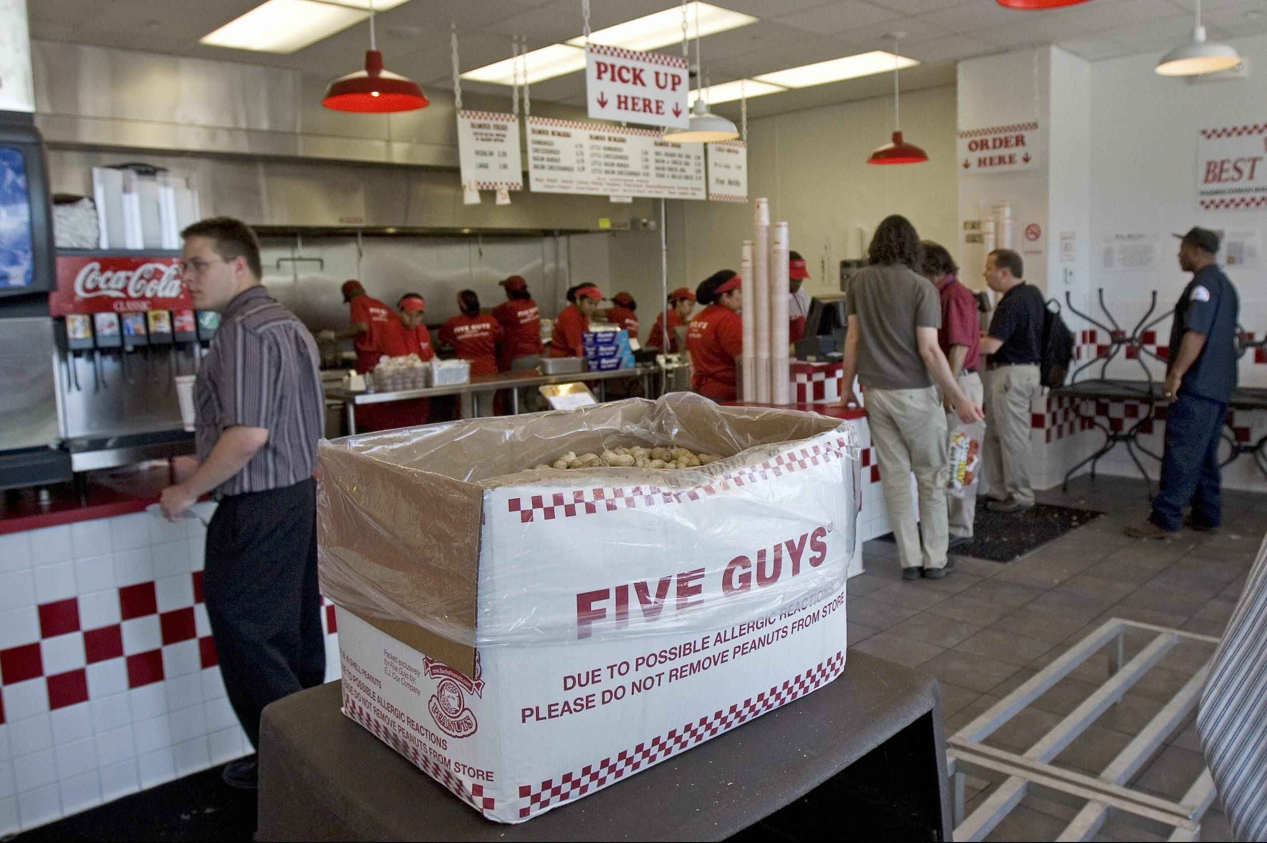 TO GO WITH AFP STORY-US-FOOD-RETAIL-COMP...