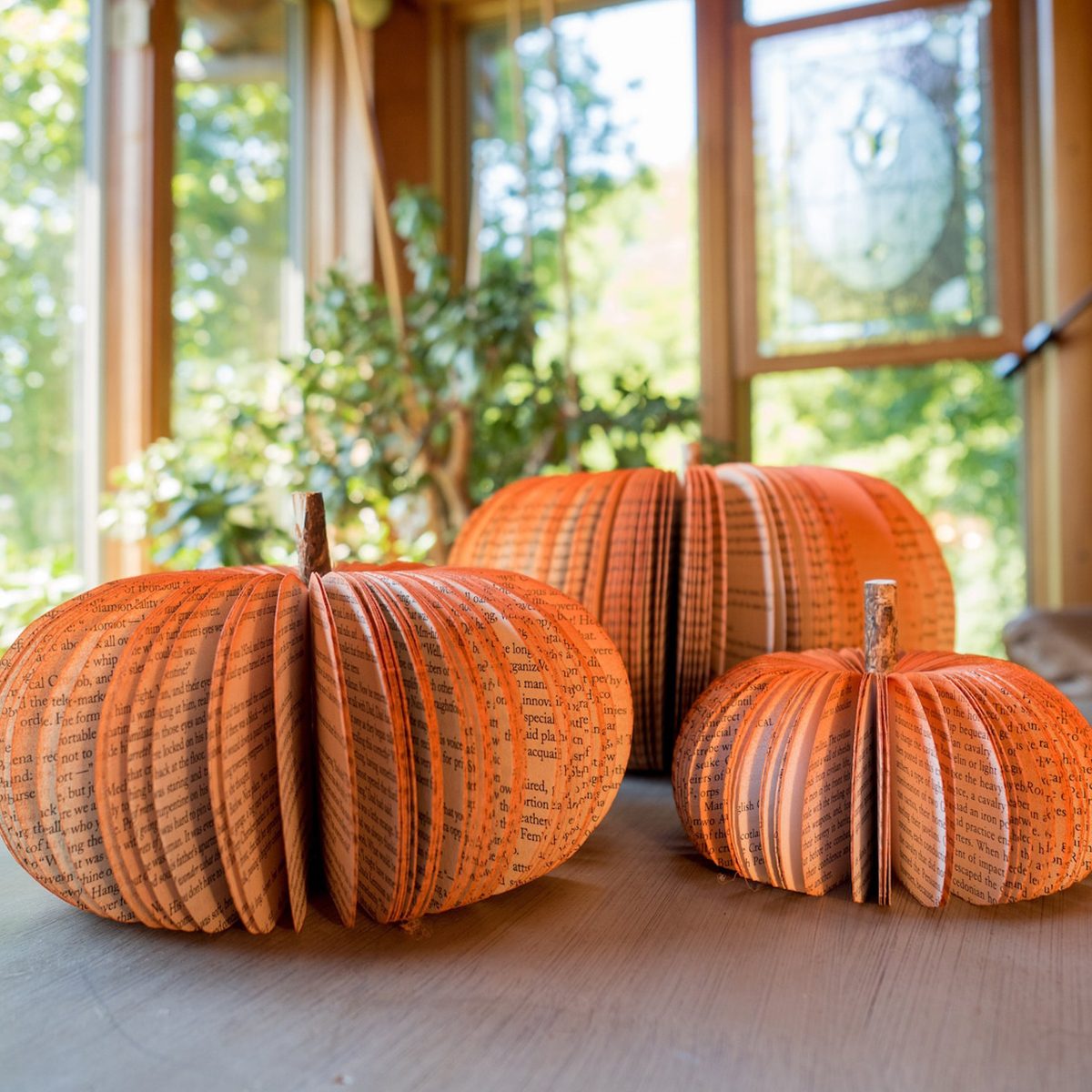 Book Page Pumpkin Centerpieces Via Etsy