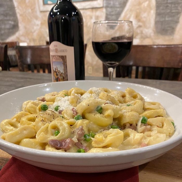 Cafe Napoli Restaurant And Pizzeria Via Facebook