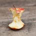 Here's How to Eat an Apple the Right Way