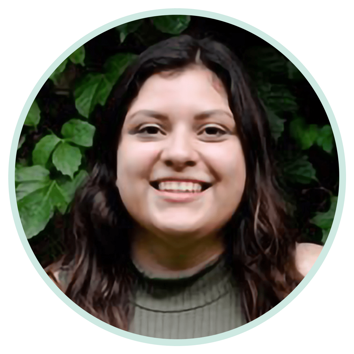 Ivis Estrada Headshot