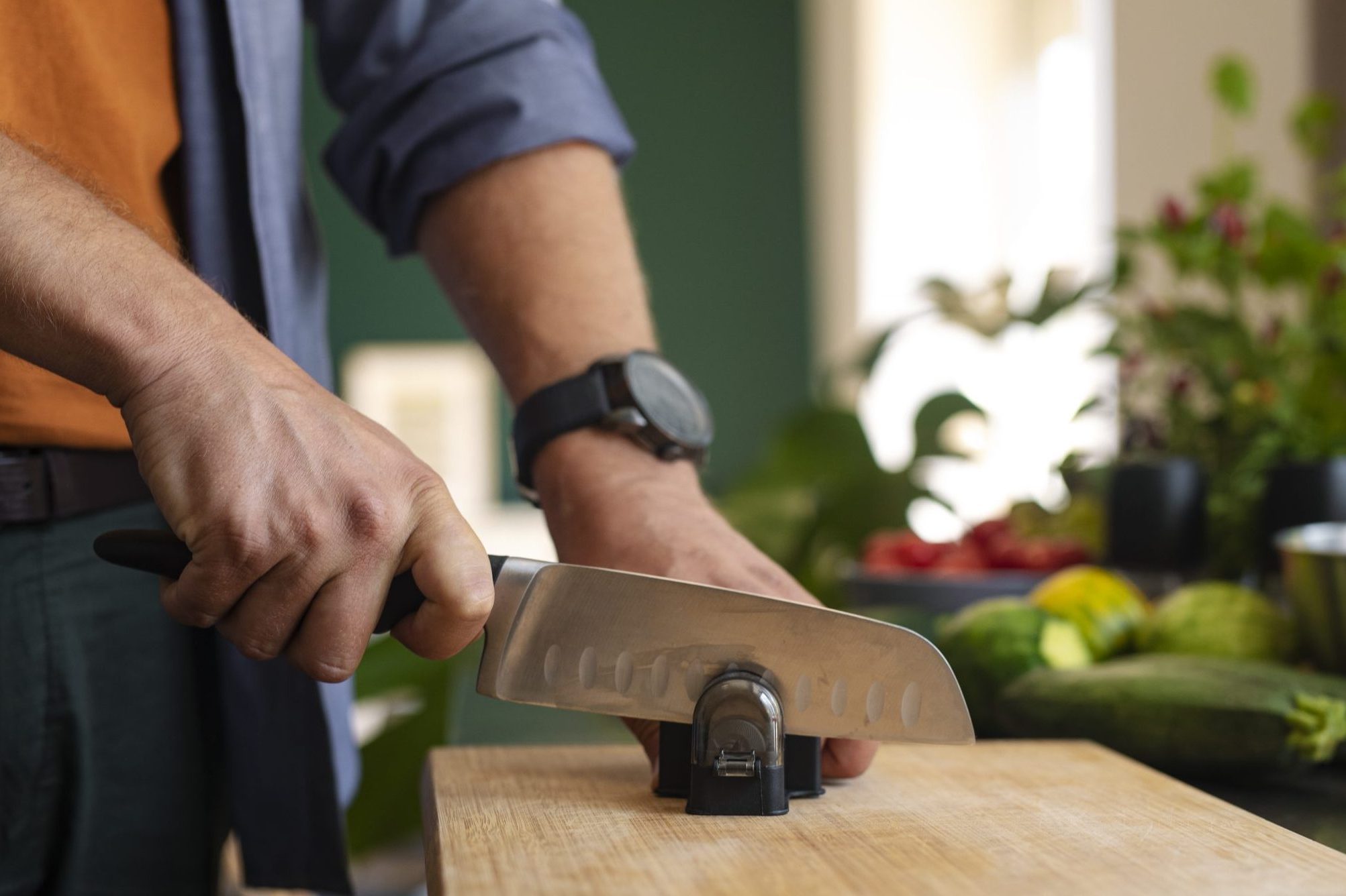 How to Sharpen a Knife Like a Professional Chef