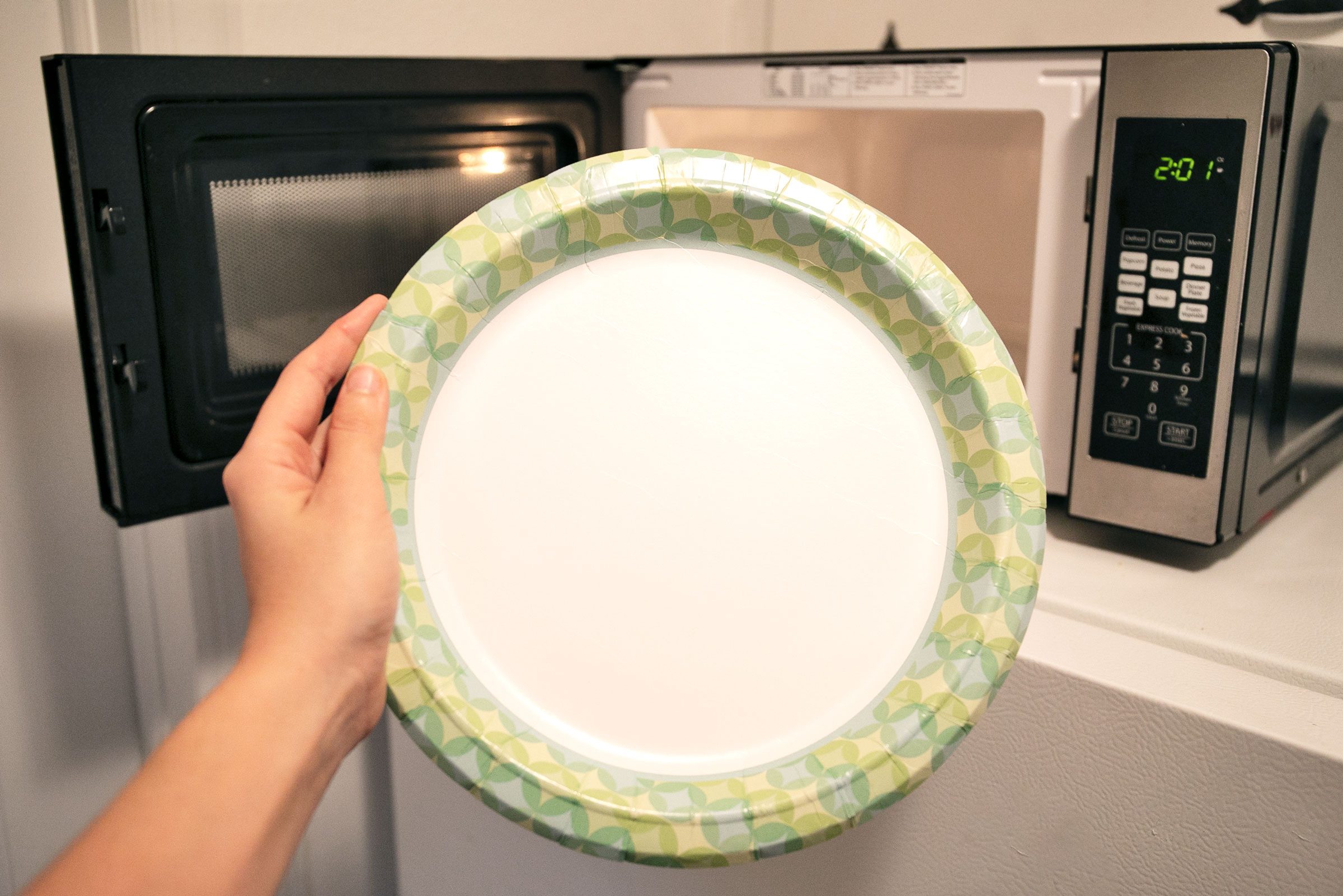 Can You Microwave Paper Plates?
