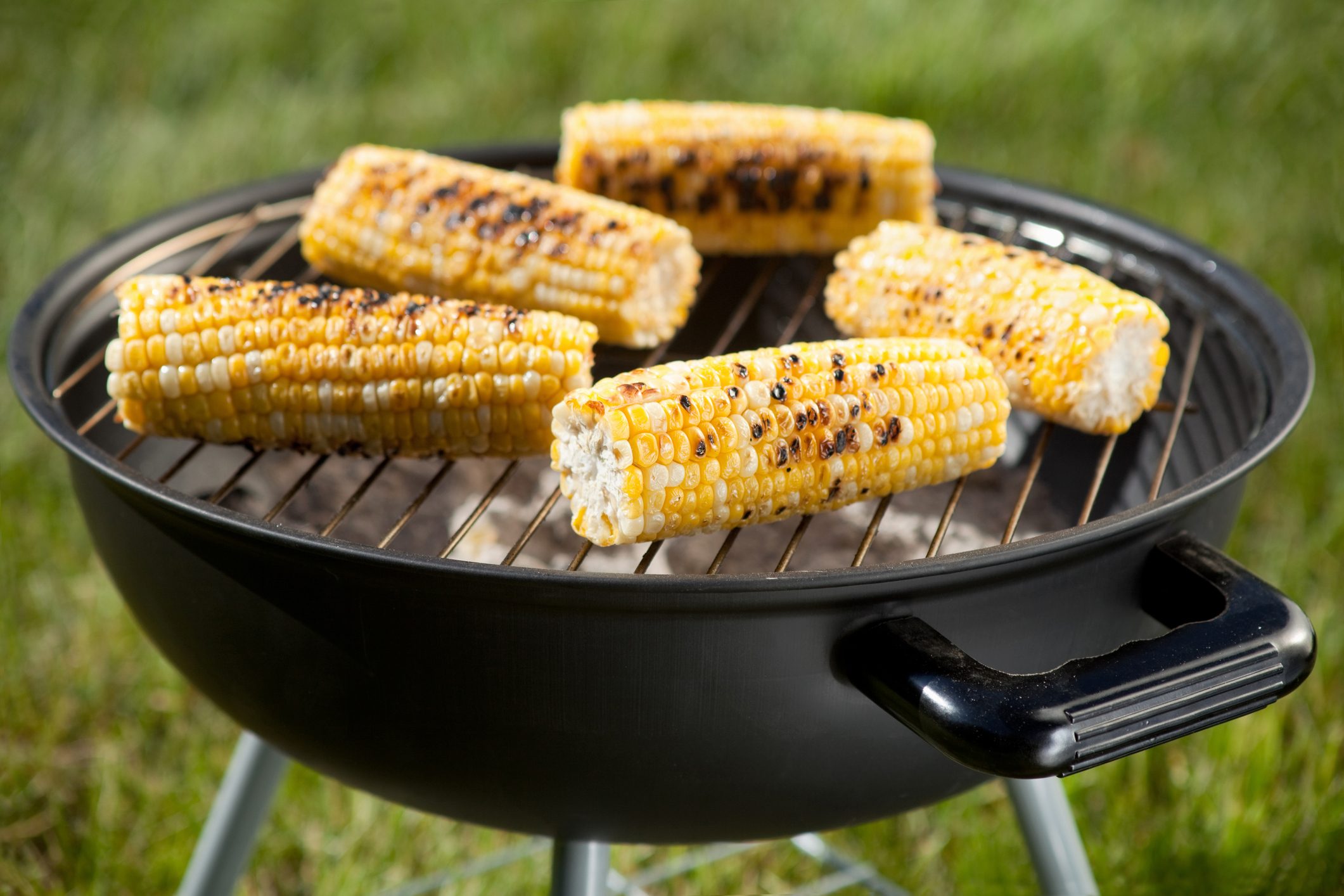 How to Reheat Corn on the Cob 5 Ways