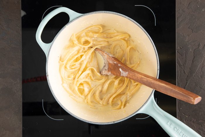 olive garden alfredo sauce