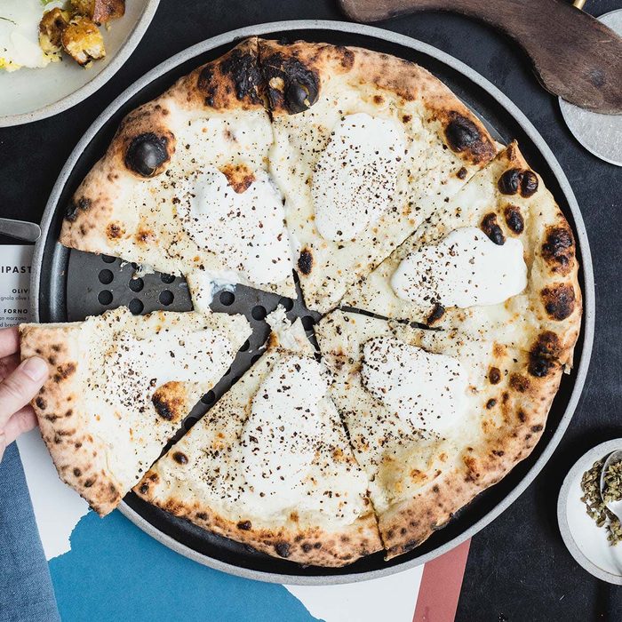 Pizzana Cacio E Pepe Pizza