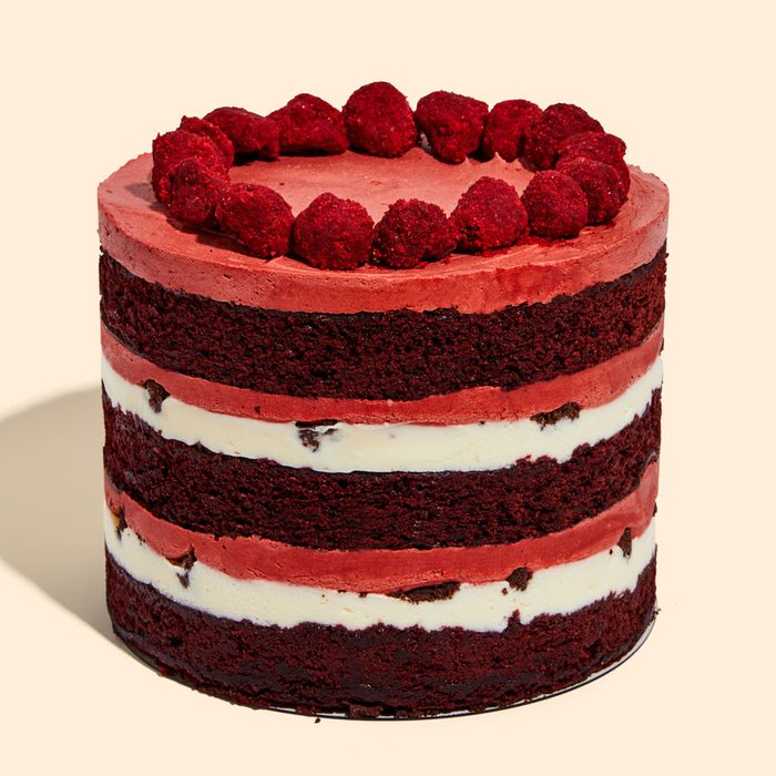 Red Velvet Cheesecake Cake