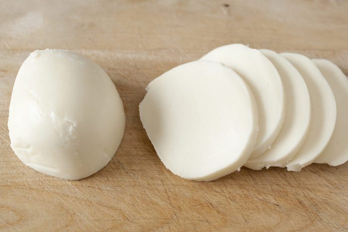 Fresh Mozzarella Slices