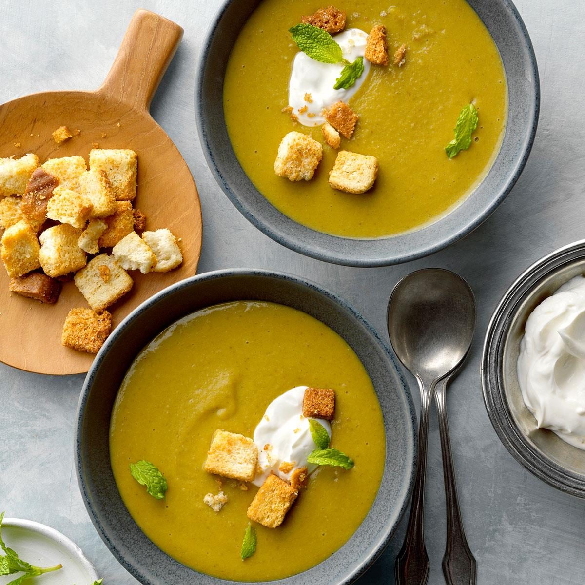 Minty Pea Soup with Lemon