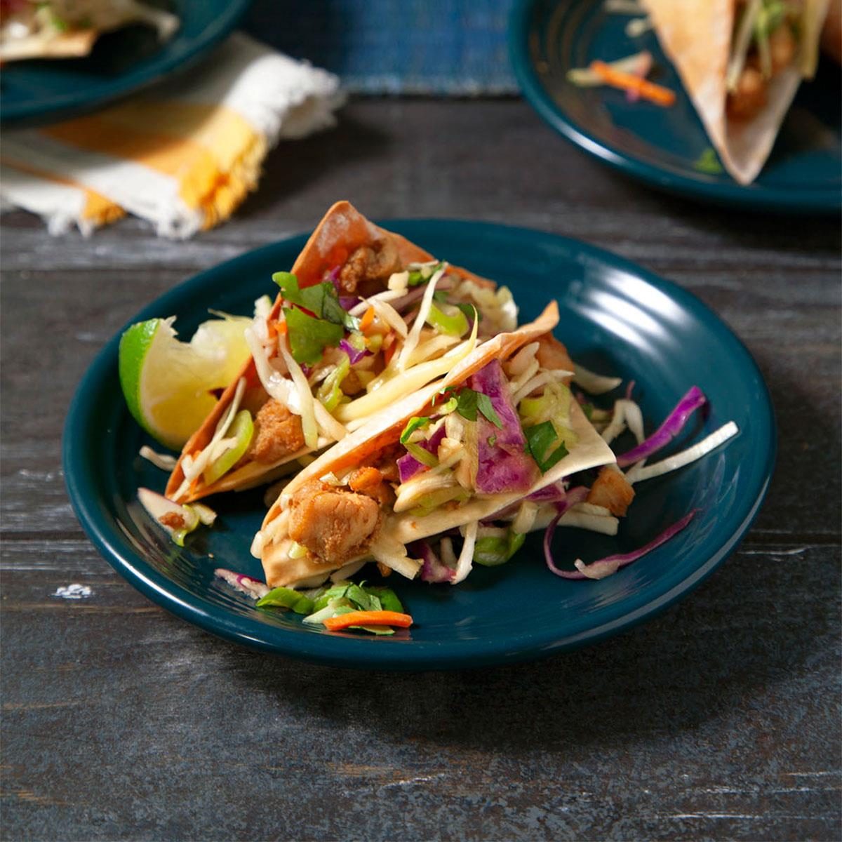 Copycat Applebee’s Chicken Wonton Tacos