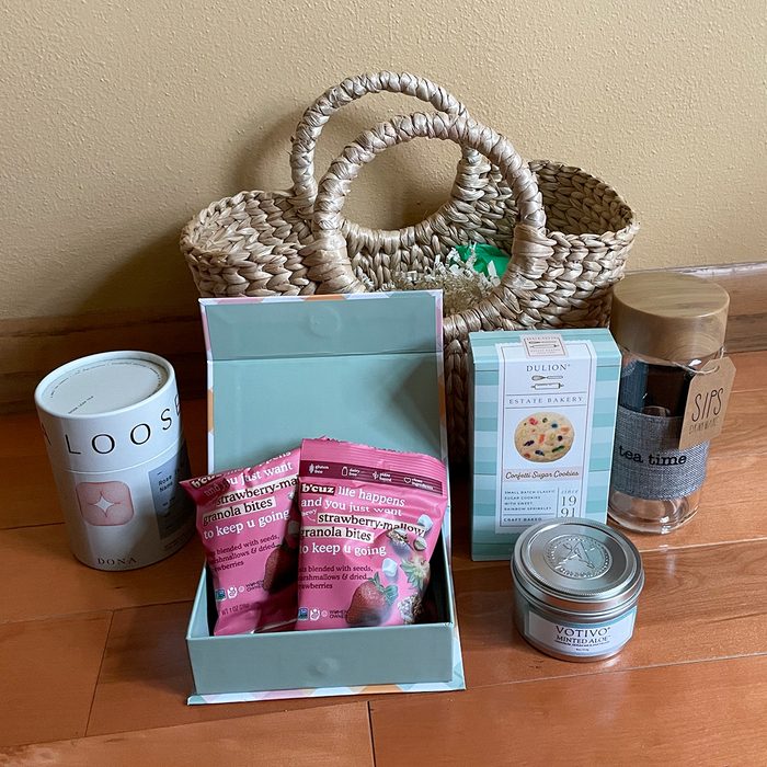 Toha24 Thinking Of You Gift Basket Katie Bandurski 03 Ssedit