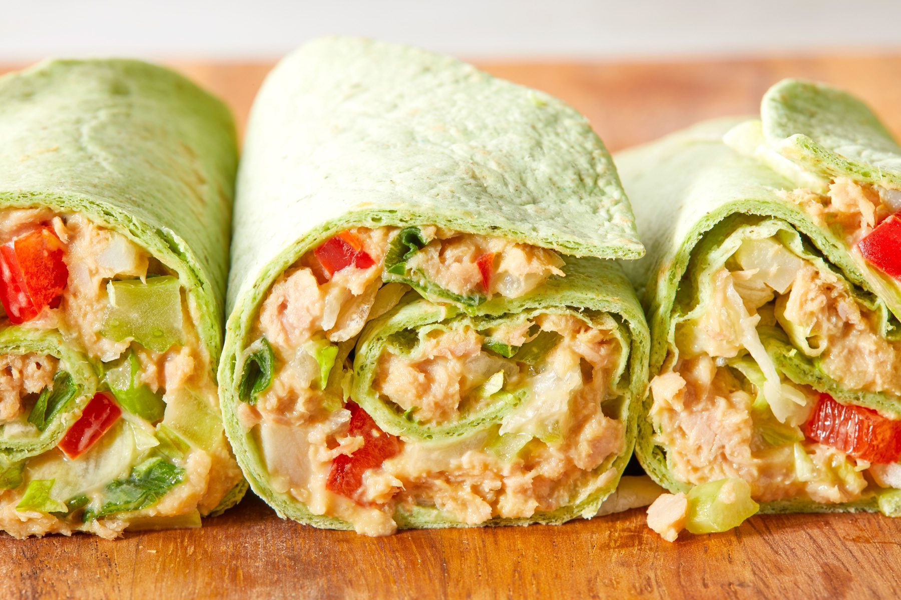 Crunchy Tuna Wraps Bake24 25850 Dr 05 01 19b