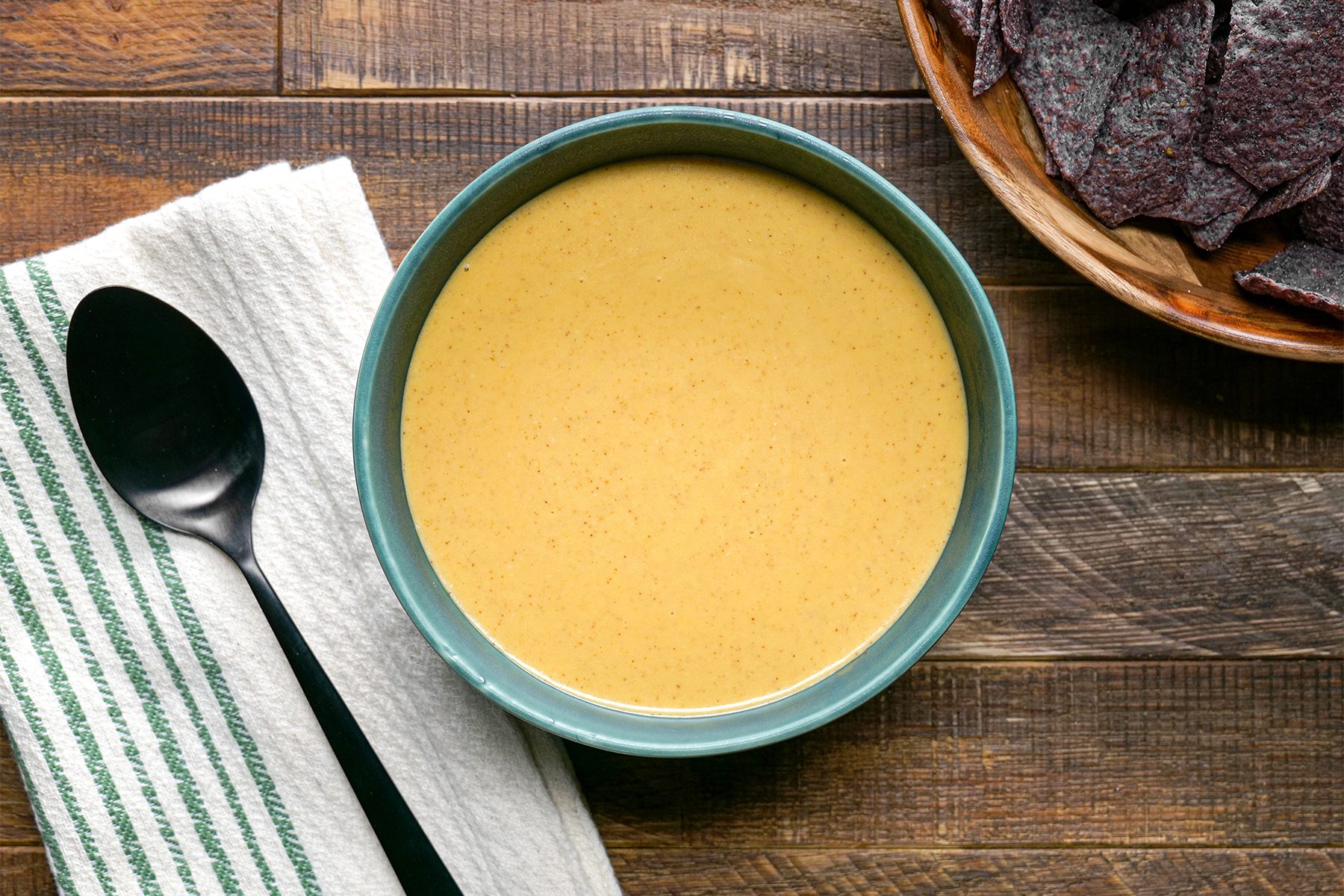 Nacho Cheese Sauce Tohvp24 275854 Mf 03 28 2