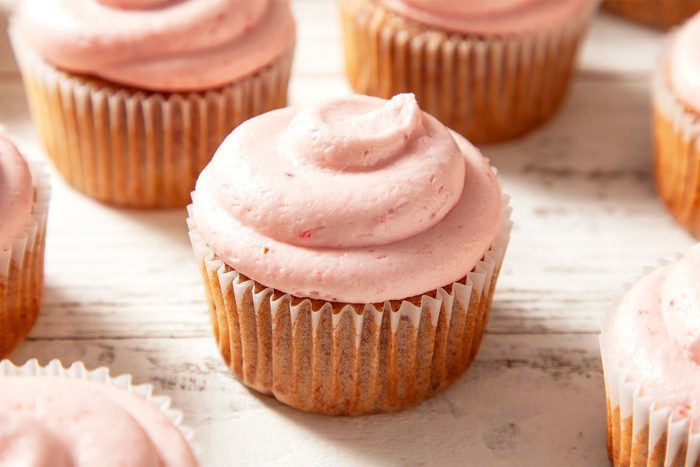 Strawberry Cupcakes Ft24 276270 Ec 042524 13