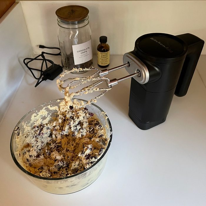 Toha23 Kitchenaid Cordless Hand Mixer Annamarie Higley Taste Of Home 02 Ssedit