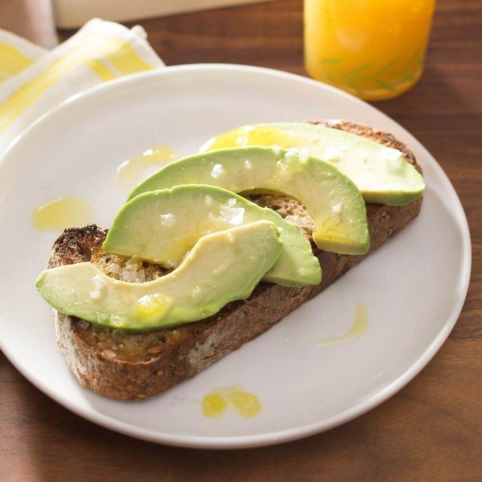 Classic Avocado Toast Exps Ghtjm17 188526 B03 21 3b