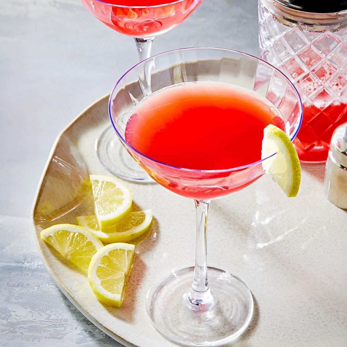 Pomegranate Martini Exps Tohcom24 276465 Md P2 05 30 1b