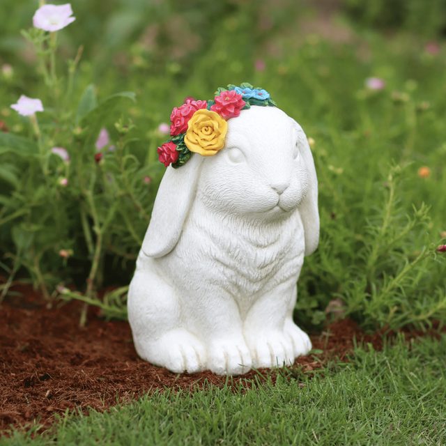 Pioneer Woman Rabbit Statue