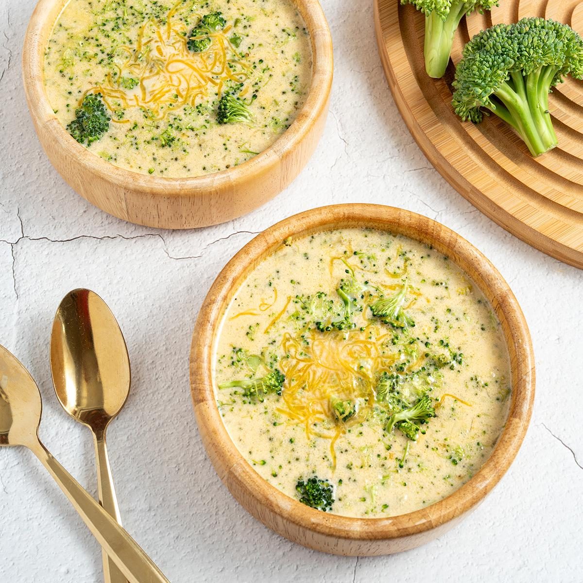 Crockpot Broccoli Cheese Soup