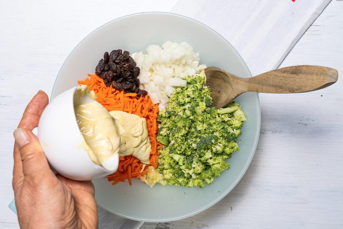 Broccoli Carrot Salad Tohd24 11560 Orlycatz 3