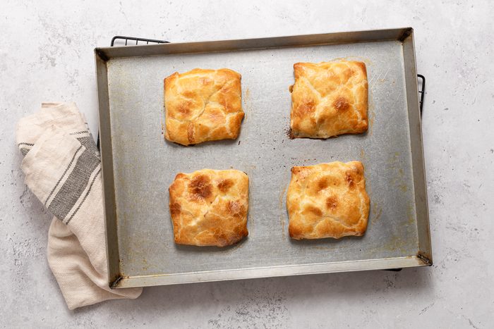 Baked Chicken In Puff Pastry