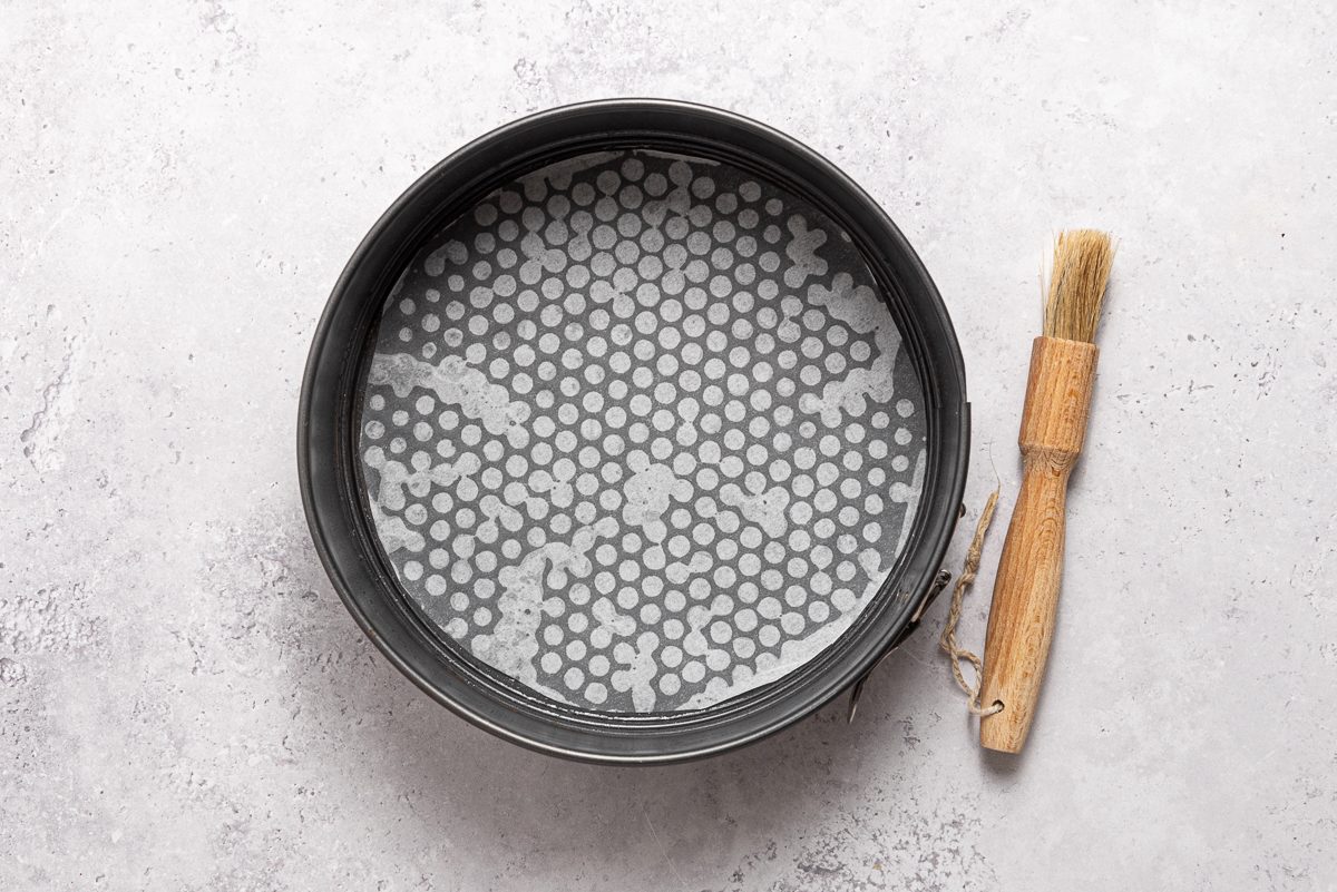 Greased Pan With Parchment Paper