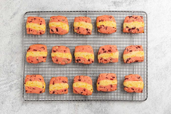 baked cookies on a cooling rack.