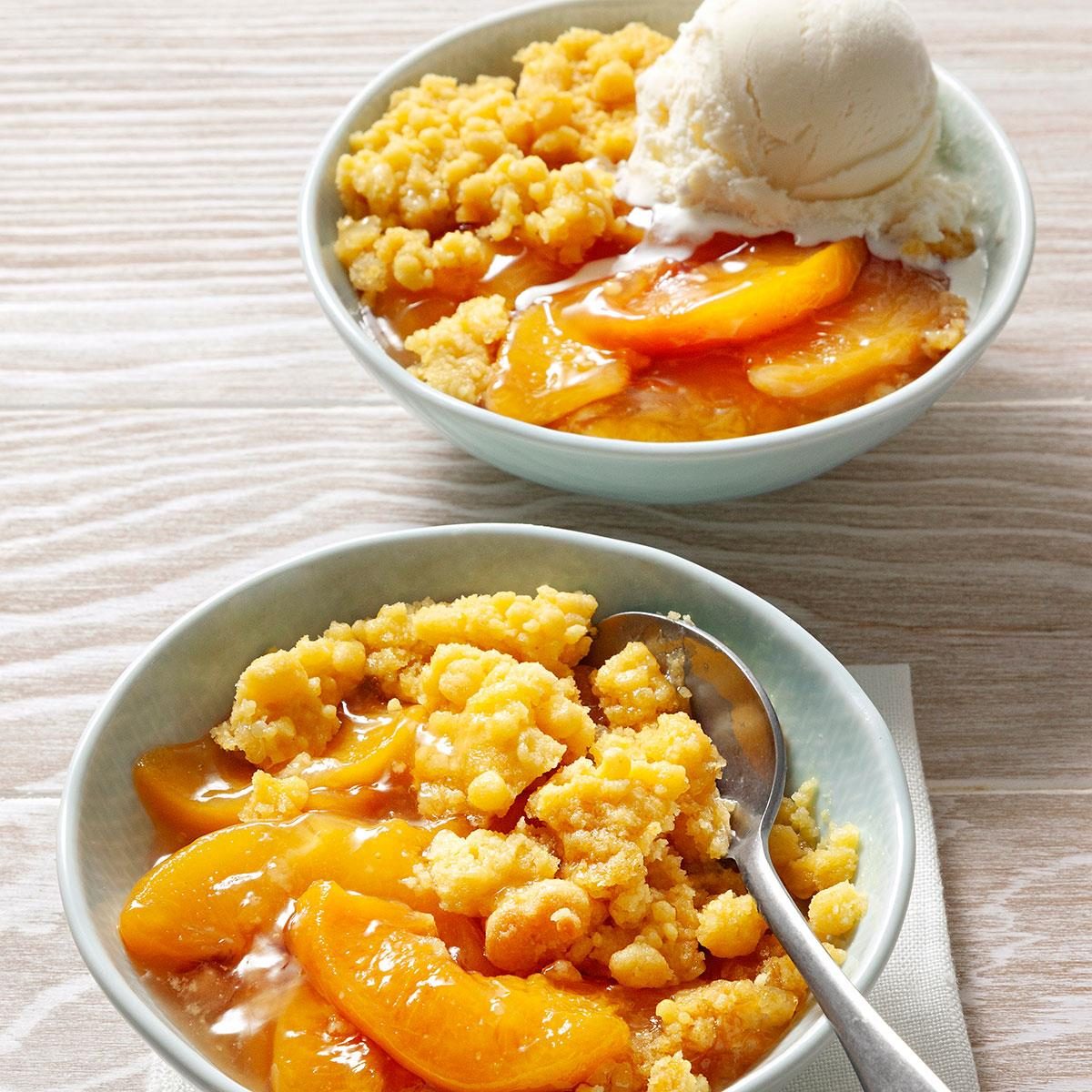 Slow-Cooker Peach Cobbler