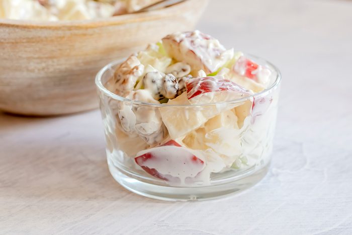 Easy Waldorf Salad Tohd24 194427 Jackiealpers 05